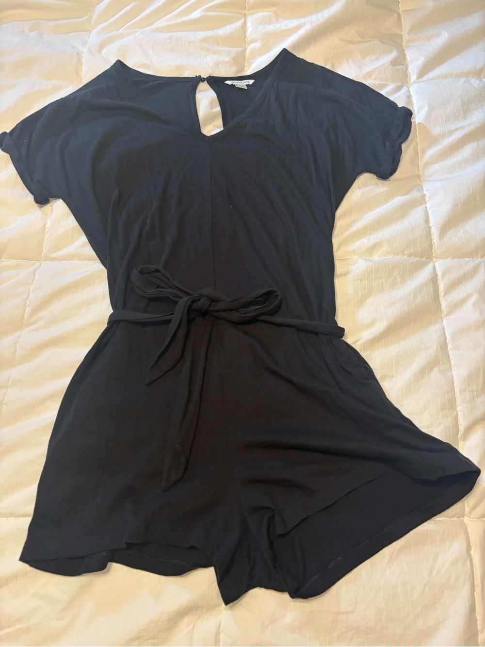 American Eagle Outfitters XS Black V-neck Shortsleeved & Shorts romper